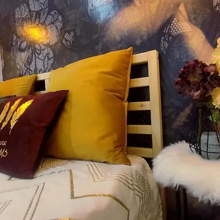 Made-4-you * لاغوس